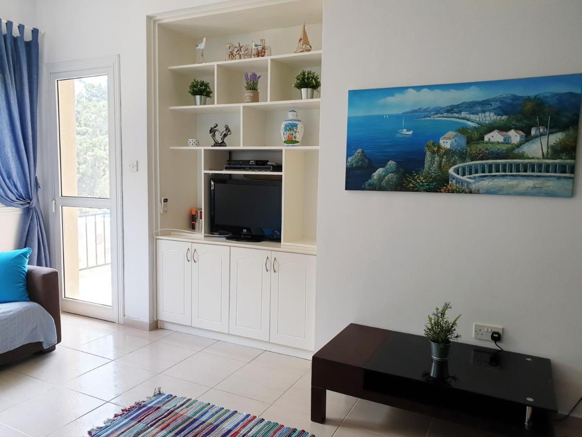 Psyche Harbor Apartment Пафос Екстериор снимка