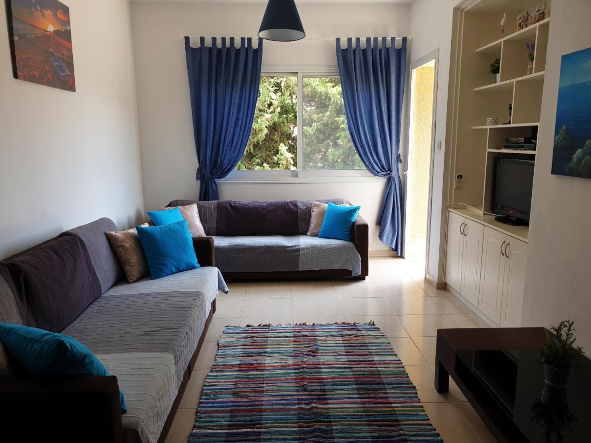 Psyche Harbor Apartment Пафос Екстериор снимка